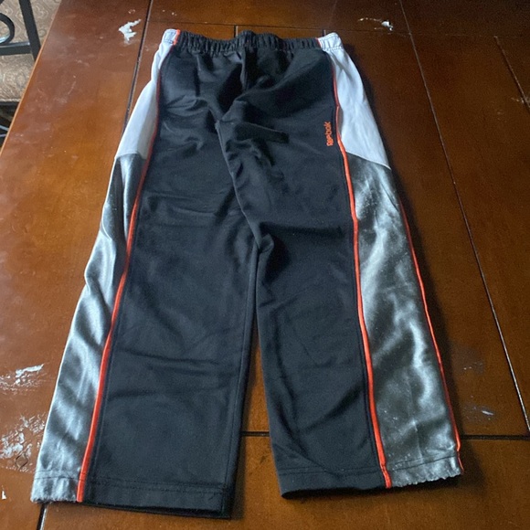 Reebok tricot pants size S (8) boys. Black white and orange/grey. - Picture 3 of 16